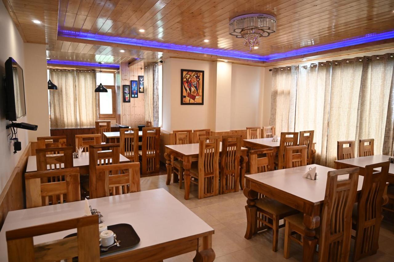 Hôtel Highq Manali Extérieur photo