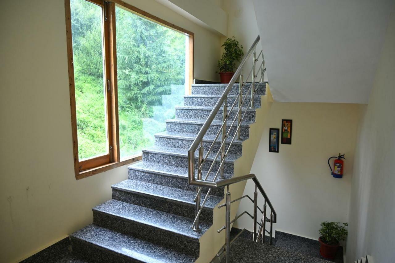Hôtel Highq Manali Extérieur photo